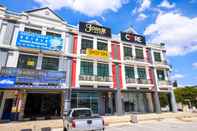 Bangunan SPOT ON 90394 Jom Hotel