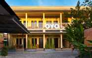 ภายนอกอาคาร 2 OYO 1492 Rupaqa Hotel