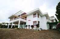 ภายนอกอาคาร Hotel Villa Venetys Lembang