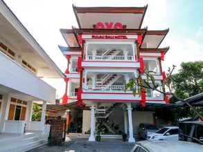 Luar Bangunan 4 OYO 1384 Pulau Bali Hotel