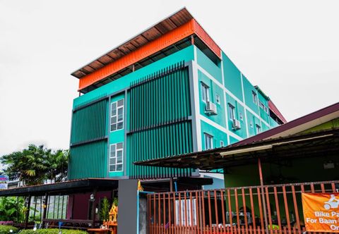 Exterior Serene Place