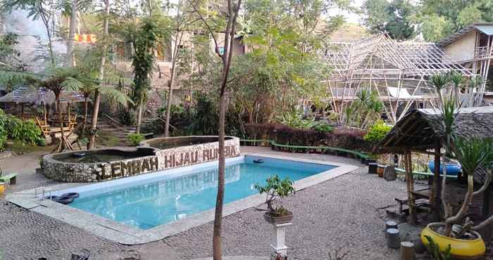 Kolam Renang Lembah Hijau Rumbia Resort Jeneponto