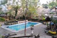 Swimming Pool Lembah Hijau Rumbia Resort Jeneponto