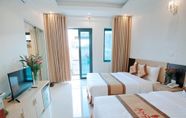 Bedroom 6 Anova Airport Hotel - Convenient & Friendly