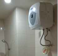 Toilet Kamar 4 Apartment Vida View 8Q by Rannukarta