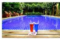 Swimming Pool Areindmar Hotel Bagan