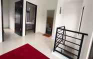 Kamar Tidur 5 EROSOA HOUSE BATU BY N2K