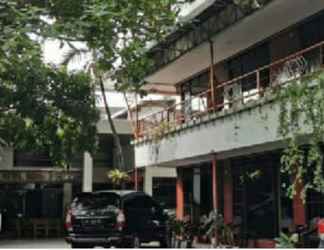 Bên ngoài 2 Hotel Bismo