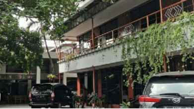 Bangunan Hotel Bismo