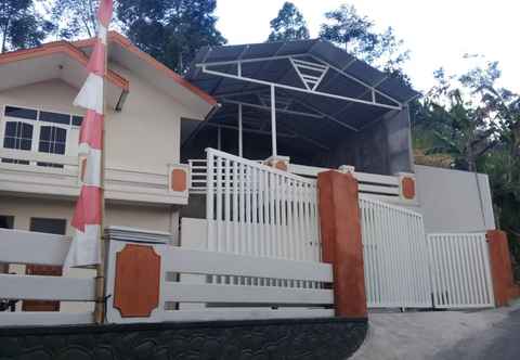 Exterior Homestay Lovebird Syariah