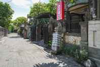 ภายนอกอาคาร OYO 2321 Griya Shanti Homestay