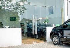 Exterior 3 Super OYO 1183 Papakoel