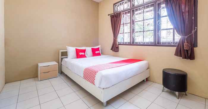 Phòng ngủ Super OYO 1568 Stasiun Ka Cirebon Guest House