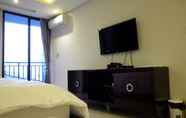 Bilik Tidur 6 Luxury Room at Condominium Regency @Tunjungan Plaza by Ars