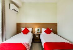 Bedroom 5 Maplewave Hotel