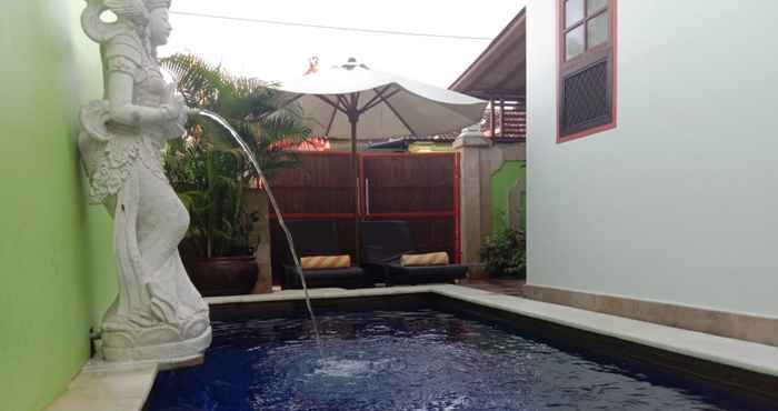 Swimming Pool 3 Bedrooms Charlie's Villa Family Nusa Dua