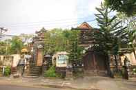 Bangunan Justhorin Villa Santi