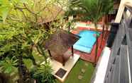 Kolam Renang 5 Justhorin Villa Santi