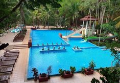 สระว่ายน้ำ 4 River Kwai Village Hotel