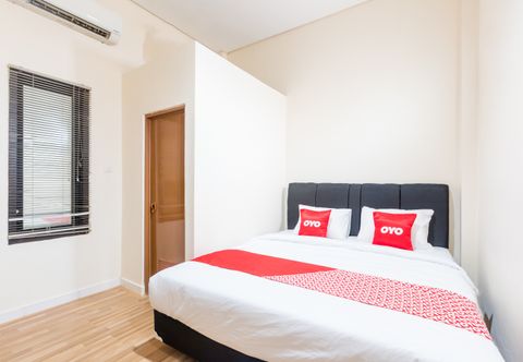 Kamar Tidur Super OYO 1435 Residence 446