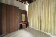 Bedroom Apuh Sari Villa