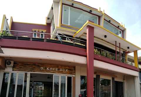 Exterior Malang City Boulevard Backpacker & Capsule