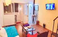 Bilik Tidur 2  BC Family Homestay Apartment - Hanoi Old Quarter Center 