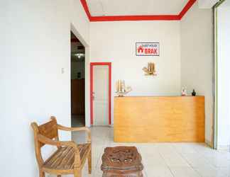 Lobby 2 OYO 1482 Brak Guest House