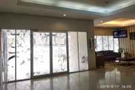 Lobby Grand Property @ Apartment Gading Nias