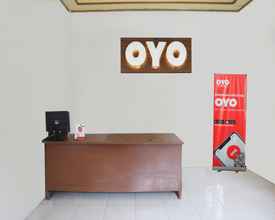 Lobi 4 OYO 1538 Pesona Beach Travelodge