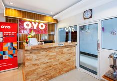 Lobby 7 Super OYO 621 Vania Residence