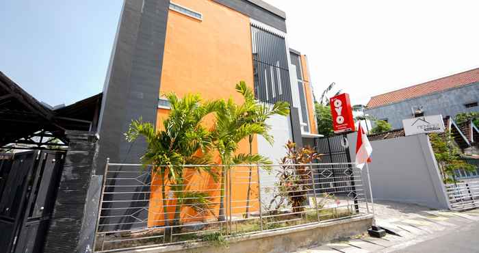 Luar Bangunan OYO 1316 Mentari Family Homestay