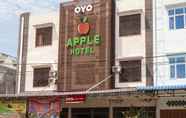 Luar Bangunan 2 OYO 1631 Hotel Apple