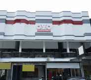 Exterior 3 OYO 1624 Panjang Jiwo Residence Near RSU Premier Surabaya Kota Surabaya