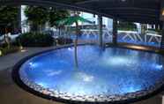 Swimming Pool 5 LEGOLAND & EDUCITY@BuYiYang Homestay