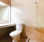 Toilet Kamar 5 Lee Garden Hotel Medan