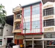 Exterior 2 Super OYO 1457 Tmj Guest House