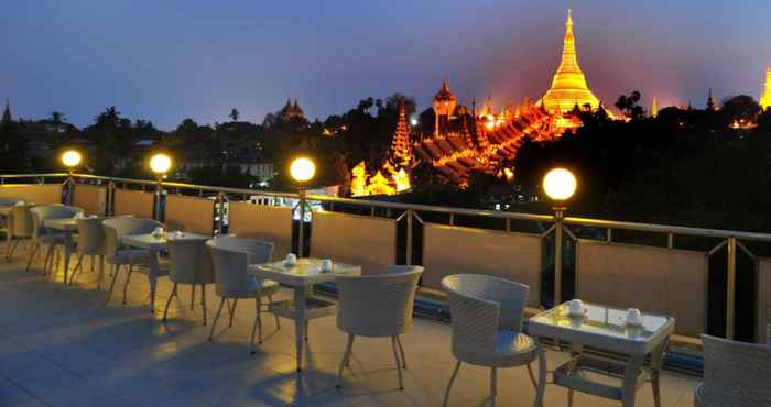 บาร์ คาเฟ่ และเลานจ์ Azumaya Lavender Hotel