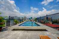 Swimming Pool Super OYO Capital O 232 Nest Nano Suites Fort