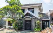 Luar Bangunan 4 OYO 1646 Imelda Residence