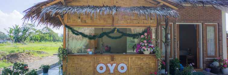 Lobby OYO 1696 Sapo Rumbia