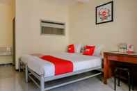 Bedroom OYO 1289 Cbr Residence