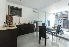 Lobby 4 Hotel Puri Maju