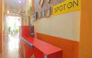 Lobi 5 SPOT ON 1587 Graha Residence