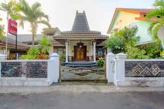 Luar Bangunan 4 OYO 1650 Griya Joglo Homestay