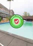 SWIMMING_POOL RedDoorz Premium @ Clarkview Angeles City