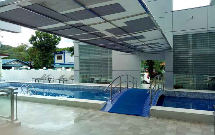 SWIMMING_POOL Chequers Suites
