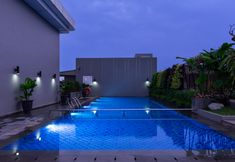 Swimming Pool 6 Hotel Santika Pasir Koja