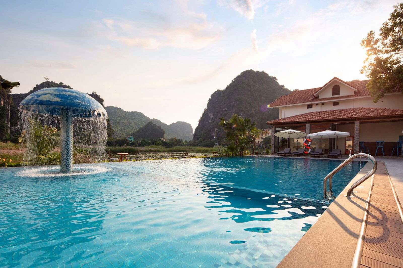 Tam Coc La Montagne Resort & Spa - Khách sạn 4 sao ở Ninh Bình