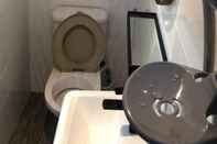 Toilet Kamar CherryLoft @ Lorong 10